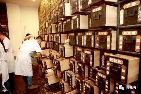 1617937381101517.jpg 640~1.jpg